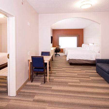 Holiday Inn Express Hotel & Suites Grand Blanc By Ihg Esterno foto