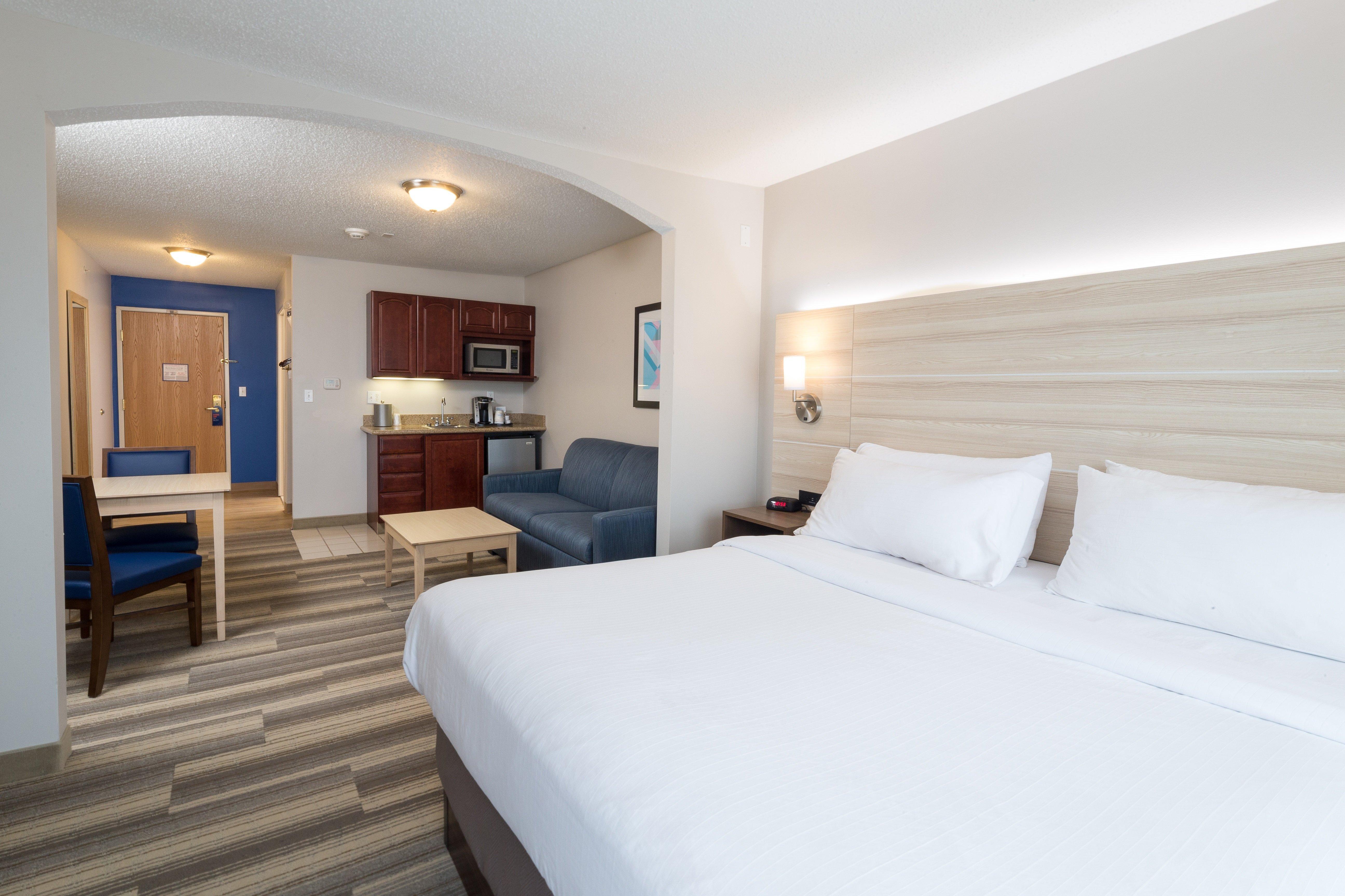 Holiday Inn Express Hotel & Suites Grand Blanc By Ihg Esterno foto