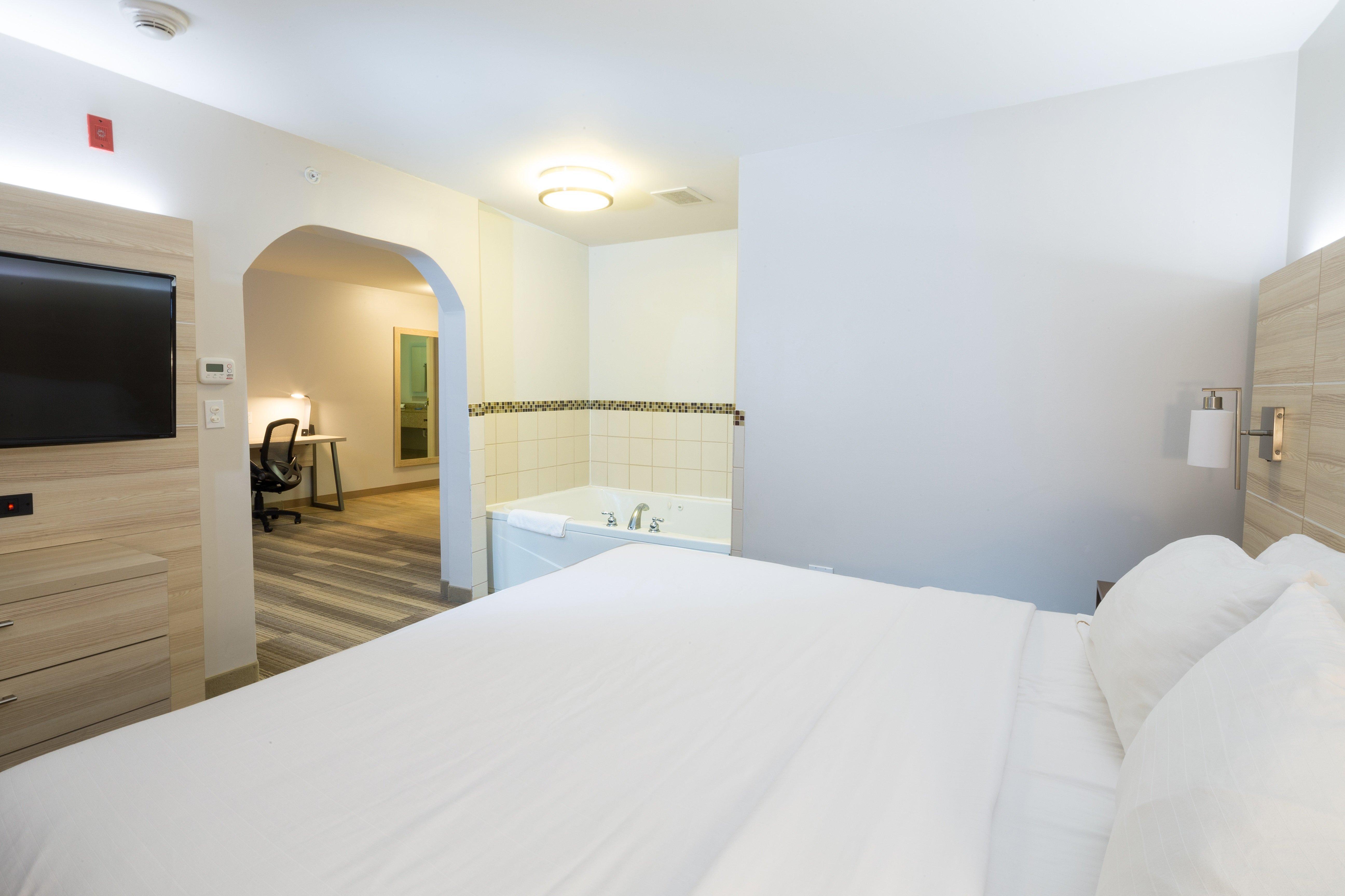Holiday Inn Express Hotel & Suites Grand Blanc By Ihg Esterno foto