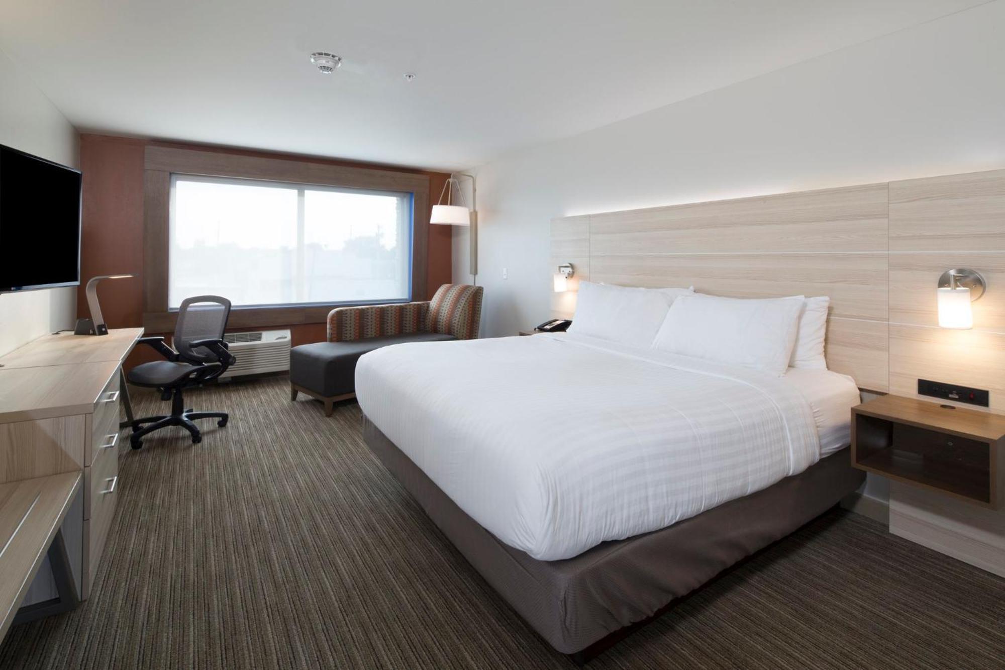 Holiday Inn Express Hotel & Suites Grand Blanc By Ihg Esterno foto