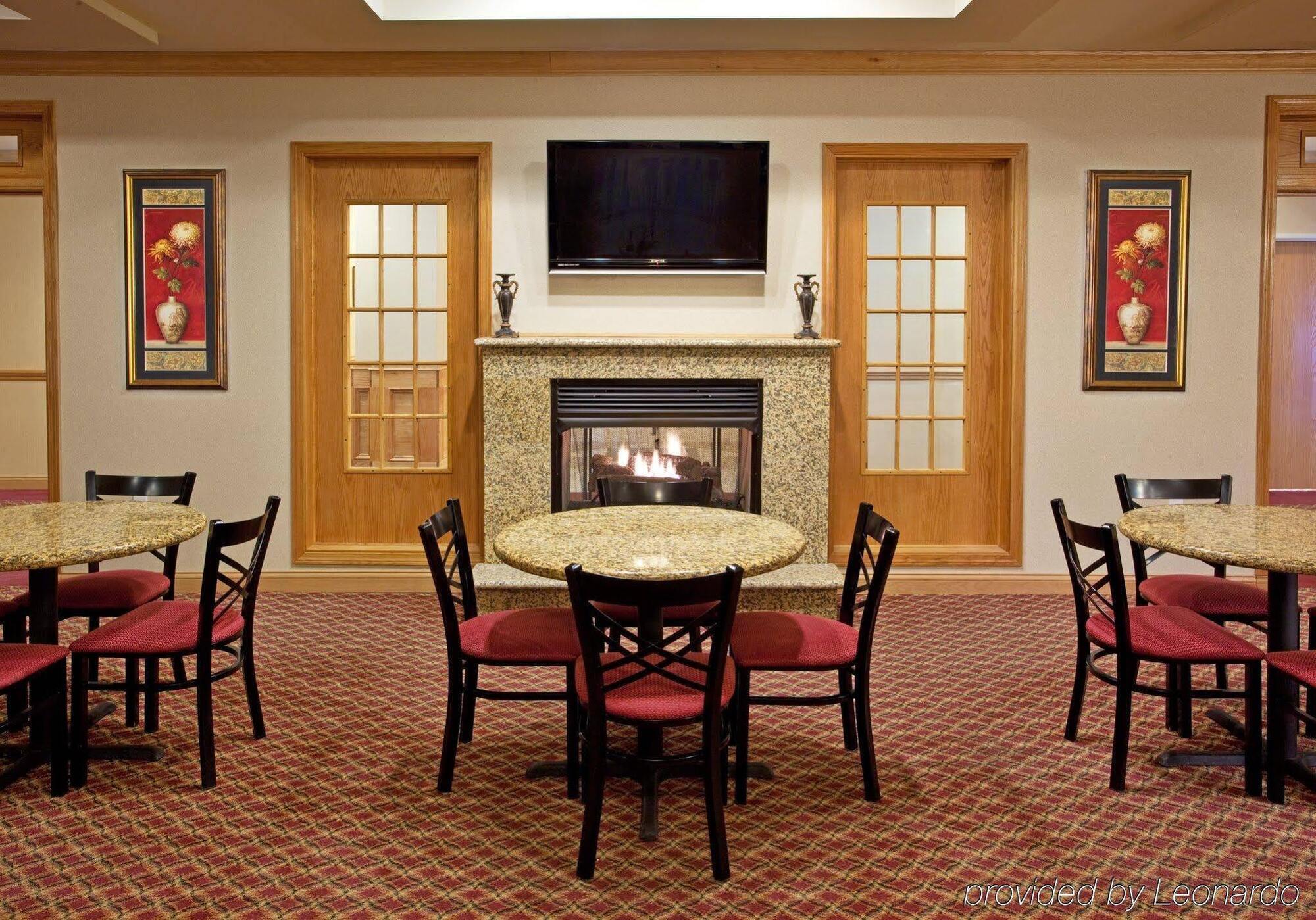 Holiday Inn Express Hotel & Suites Grand Blanc By Ihg Esterno foto