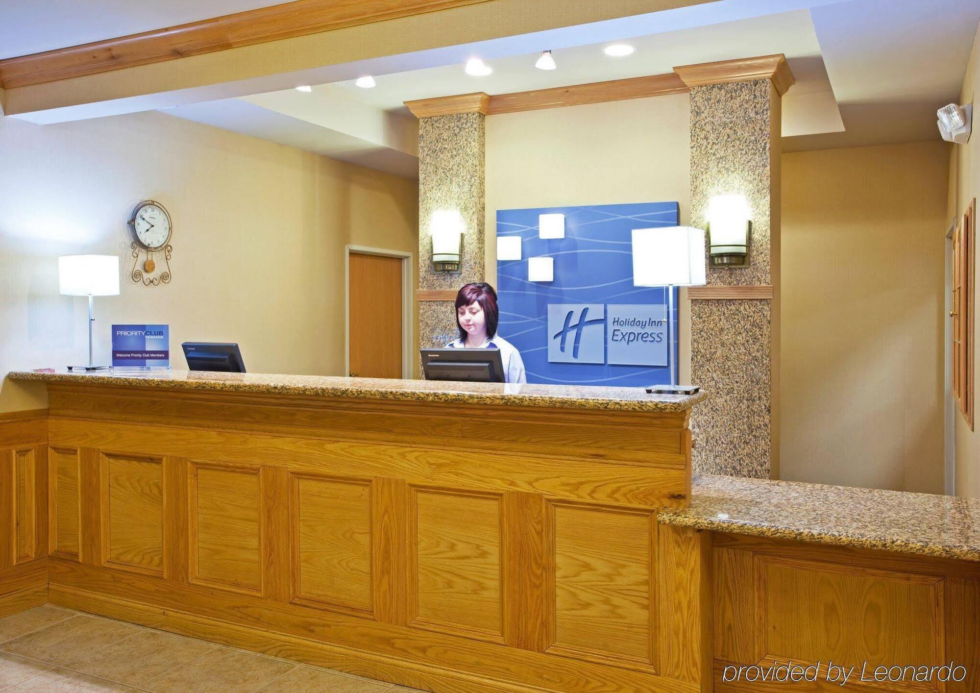 Holiday Inn Express Hotel & Suites Grand Blanc By Ihg Esterno foto